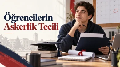 Öğrencilik tecili için takvim ve öğrenim belgelerini inceleyen genç